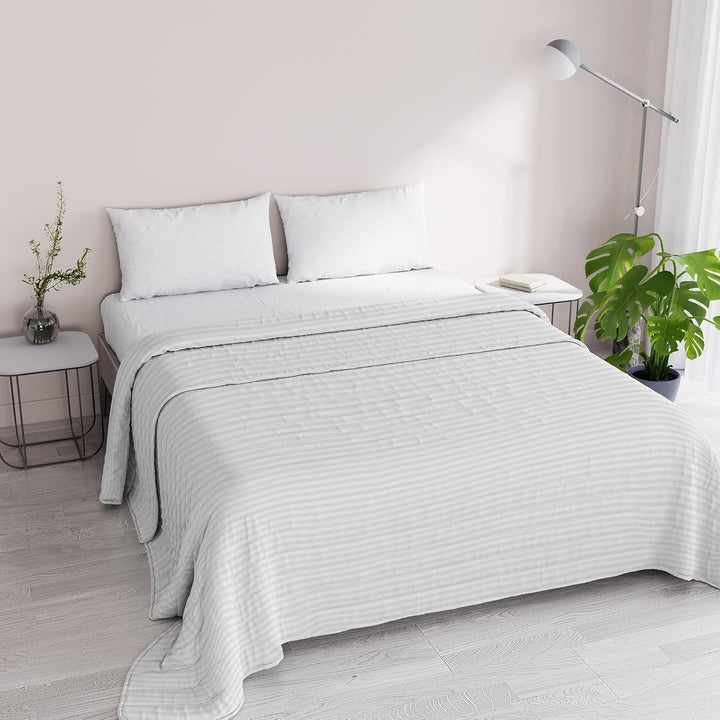 Cuvertură de vară Satin Stripes, poliester, crem, 260X250 Cm