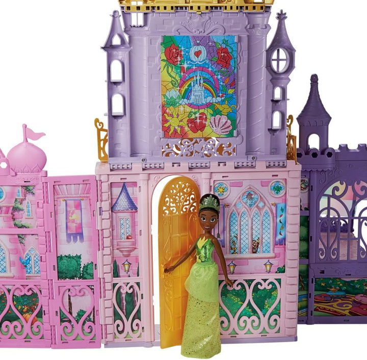 Castelul festiv al prințesei Disney pentru deplasare, casă de păpuși pliabilă cu mobilier și accesorii, pentru fete de la 3 ani