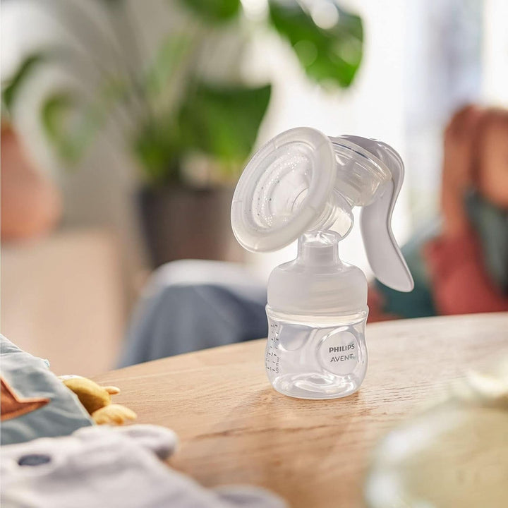 Philips Avent Handmilchpumpe - Einfaches Abpumpen, Mit Natural-Motion Technologie, Bpa-Frei (Modell SCF430/01) Transparent