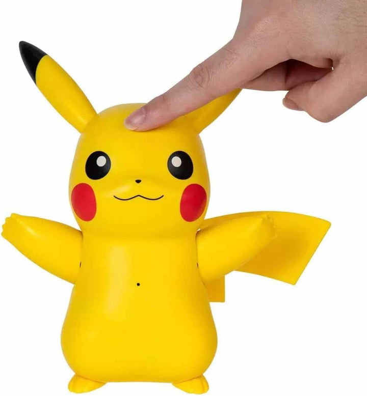 Pokémon PKW3330 - Deluxe My Partner Pikachu, Pikachu oficial cu lumină, sunet și mișcare