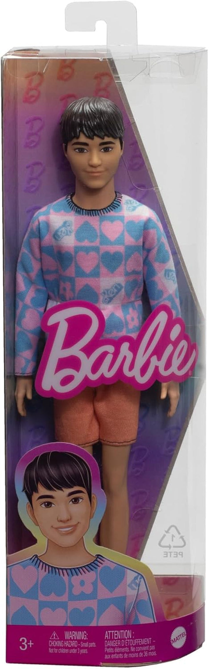 Barbie Fashionistas Ken Doll nr. 219 cu corp subțire și cămașă cu mânecă lungă cu model detașabil în roz și albastru și pantaloni scurți roz, HRH24