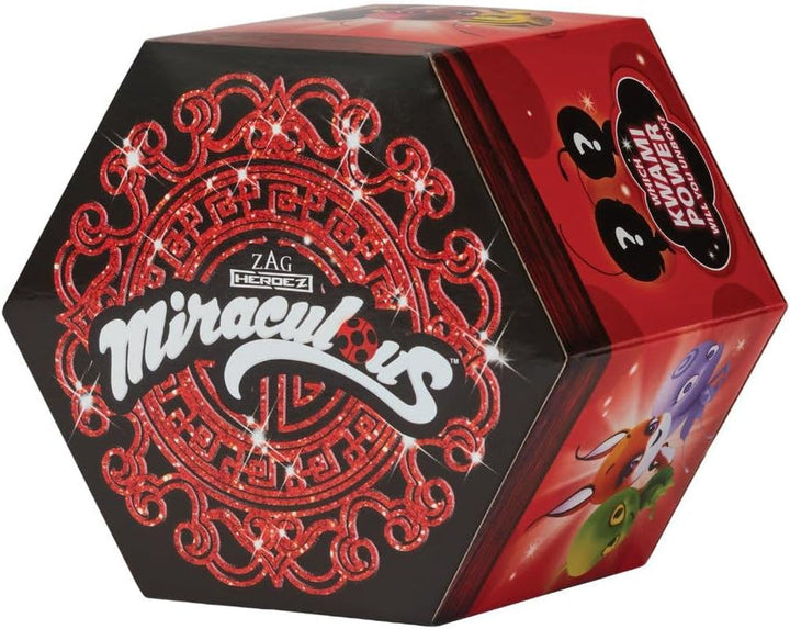 Bandai - Miraculous - Pachet de 8 Kwamis - Colecția de mini figurine Miraculous - Joc Miraculous Box Set de 8 Kwamis - Little Sweet Miraculous Ladybug Figures - Jucării de la 4 ani - P50532