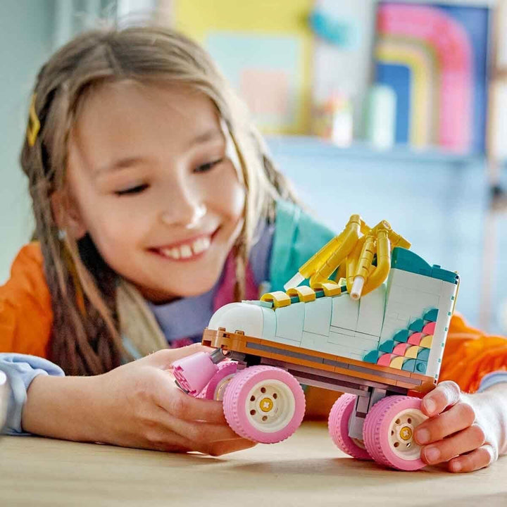 Jucărie LEGO Creator 3In1 Roller Skate pentru fete și băieți cu Mini Skateboard și Boombox, decor retro pentru dormitor, cadou de ziua de naștere pentru copii de la 8 ani 31148