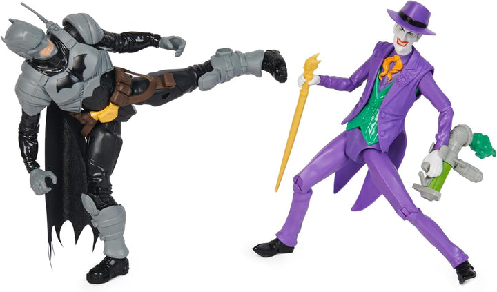 DC Batman Adventures Batman Vs the Joker Action Figure Set, 30 cm - 2 figuri complet mobile cu 12 elemente de echipament pentru jocuri de rol captivante, jucărie pentru copii cu vârsta de peste 4 ani